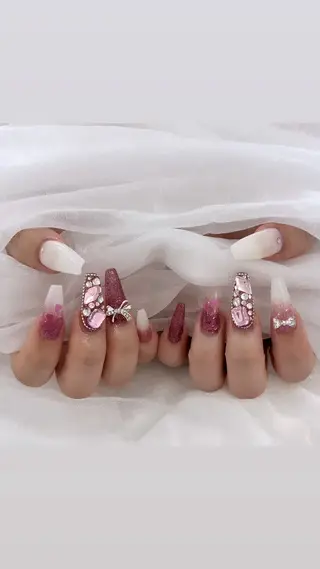 ネイル SALON ELVI.のネイルデザイン