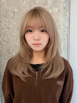 ミディアム カラー ハッシュカット&艶々 ハイトーン/ミワのヘアスタイル