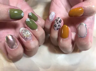 ネイル パラあり！フィルイン 美フォルムのネイルデザイン