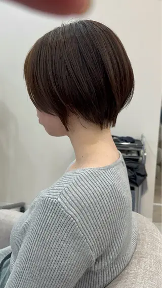 ショート やぶかみ りんのヘアスタイル