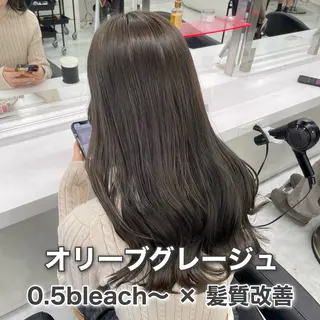 ロング カラー ラベンダー💜 グレージュ🩶のヘアスタイル