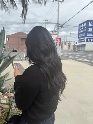 カラー malibu あいかのヘアスタイル
