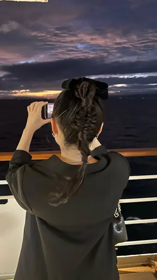 ヘアアレンジ レイヤーカット ⭐シミズリホのヘアスタイル