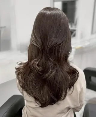 カラー 札幌/カラーモデル 🥣トレンドカラーのヘアスタイル