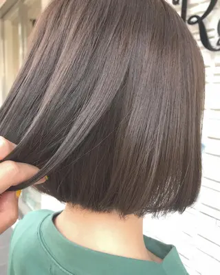 ミディアム カラー 暖色カラー🍊 ボブ🌿顔周りcutのヘアスタイル