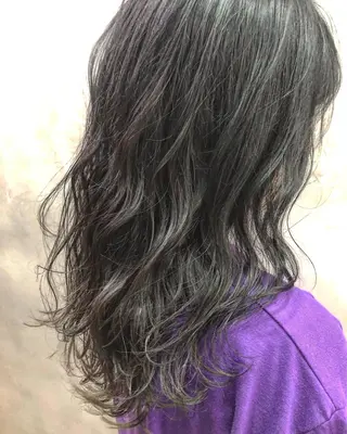ミディアム カラー ヘアアレンジ ブリーチダブルカラー 元町三宮/三ノ宮のヘアスタイル