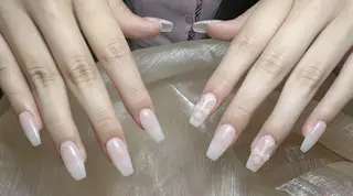 ネイル 小島 阿佑美のネイルデザイン