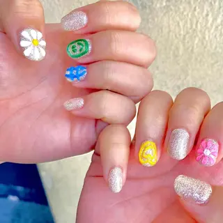 ネイル ∴Sanae. ∴ トータルビューティーのマツエク・マツパデザイン