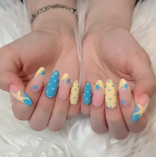 ネイル May leのネイルデザイン