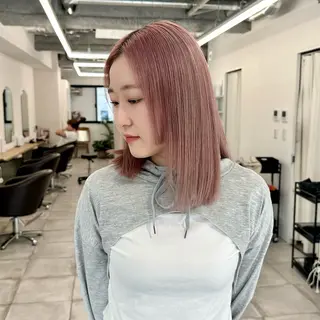 ミディアム カラー ブリーチなし/レイヤ ー特化🌈Tommyのヘアスタイル