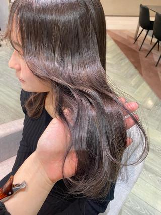 カラー TRENTE MILLEのヘアスタイル