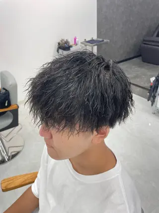 ショート カトウ ジュンヤのヘアスタイル