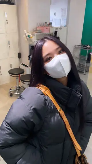 カラー Mii. 内田萌々のヘアスタイル