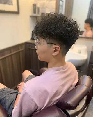 ショート パーマ メンズ フリーランス理美容師 いさかのヘアスタイル