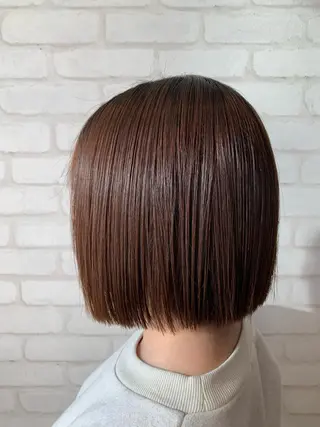 ミディアム 秋葉 万柚子のヘアスタイル