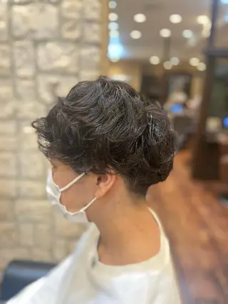 ショート パーマ メンズ ブリーチカラー⸜♡⸝ クルミ🐍のヘアスタイル