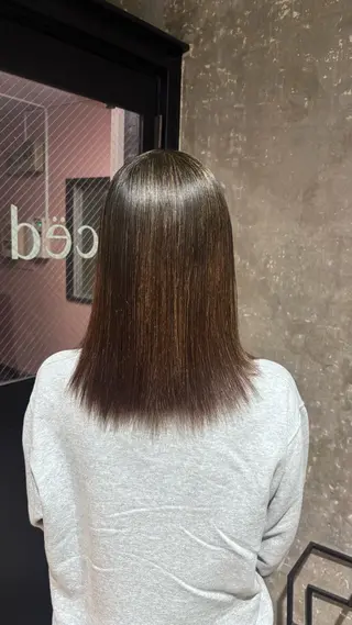 ミディアム 𝐇𝐈𝐑𝐀 𝐘𝐀𝐌𝐀のヘアスタイル