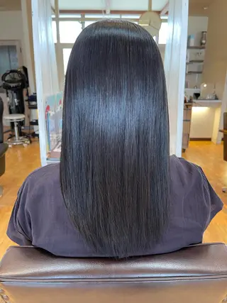 セミロング 梶谷 和希のヘアスタイル
