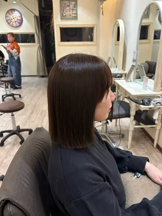 ショート カラー 艶髪/縮毛矯正/ レイヤー/栄/あやかのヘアスタイル