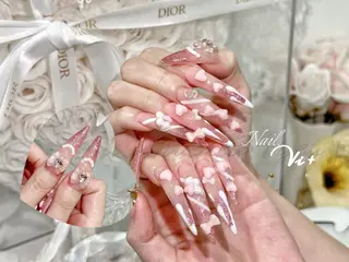 ネイル ✨Nailsalon Vi+✨のネイルデザイン
