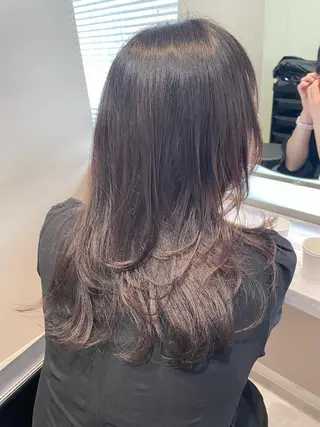 セミロング 齋藤 真子のヘアスタイル