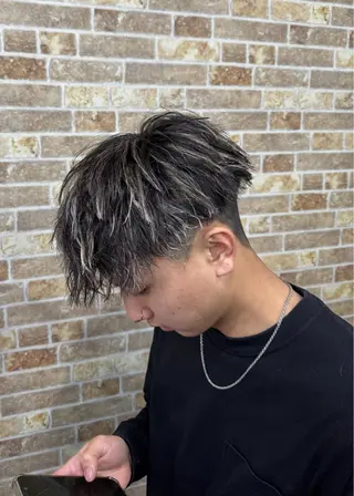 カラー パーマ メンズ メンズパーマ特化 店長望月謙二郎のヘアスタイル
