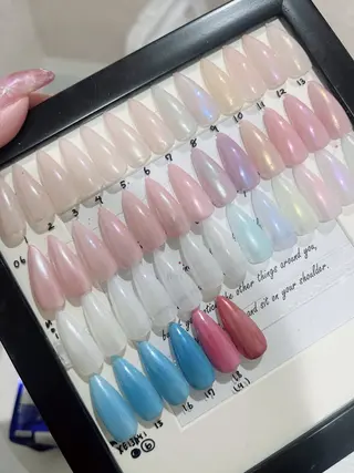 ネイル anela 仁香のネイルデザイン