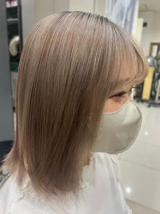 ミディアム カラー レイヤーカット 小飯田　武斗のヘアスタイル