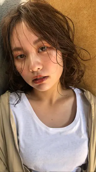 ミディアム パーマ 東 みのりのヘアスタイル