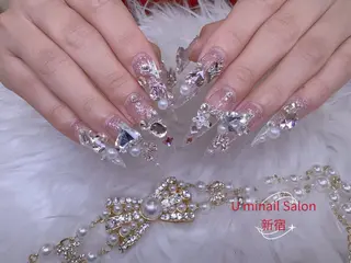 ネイル UMI ネイルサロン新宿🎀のネイルデザイン