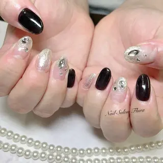 ネイル NailSalon Fluraのネイルデザイン