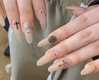 ネイル エリ🫧 nail池袋東口のネイルデザイン