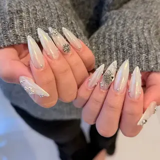ネイル Luna Gladeのネイルデザイン
