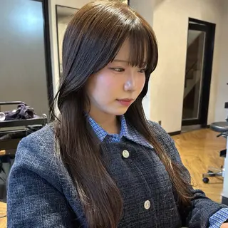 ロング 檜谷 晴　顔周りカットのヘアスタイル
