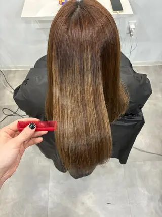ロング 【ブリーチ縮毛矯正】 TAKUMIのヘアスタイル