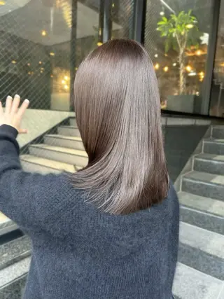 ミディアム カラー 柔らか垢抜けｶﾗｰと ｶｯﾄ🫧ASUKAのヘアスタイル