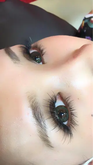 マツエク・マツパ そそ　喜 多のヘアスタイル