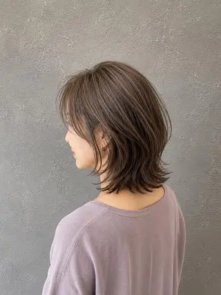 ミディアム 脇田 麗乃のヘアスタイル