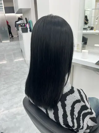 ミディアム カラー Zina熊本🫧 Kurehaのヘアスタイル