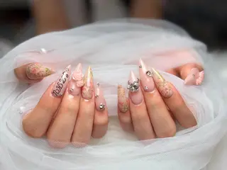 ネイル Cloudy Chan Nailのネイルデザイン