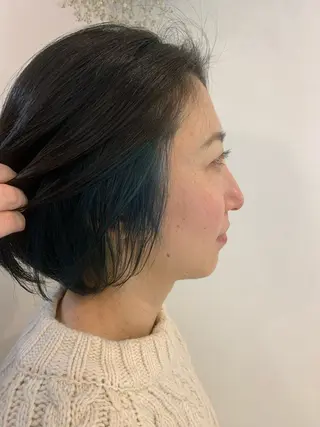 ショート カラー milis 知崎春奈のヘアスタイル