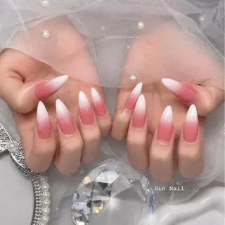 ネイル Hin Nailのネイルデザイン