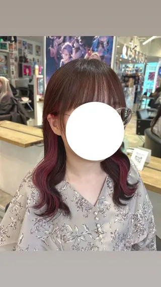 ミディアム カラー 推しカラー/ ミクのヘアスタイル