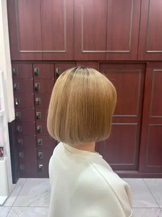 ミディアム 野沢 碧のヘアスタイル