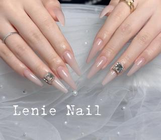 ネイル Lenie Nail Salonのネイルデザイン