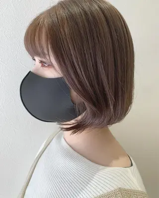 ショート カラー hubhair レイヤー/透明感のヘアスタイル