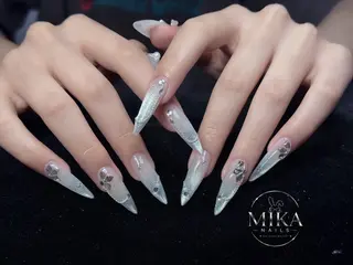 ネイル 🦊Genie🦊 Mika Nailsのネイルデザイン