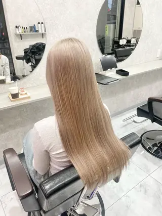 ロング 🦋ハイトーン🦋 石山 希理🦋のヘアスタイル