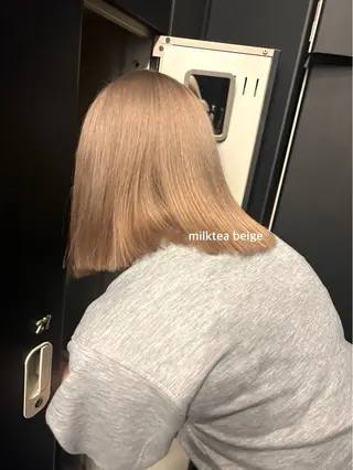 カラー 🫒オリーブ/透け感 レイヤー🌿モエカのヘアスタイル