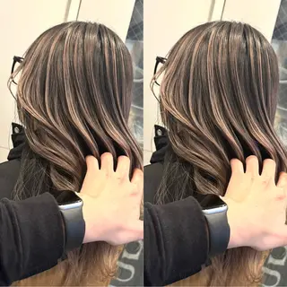 セミロング バレイヤージュ ボブ🌈ナツヤのヘアスタイル